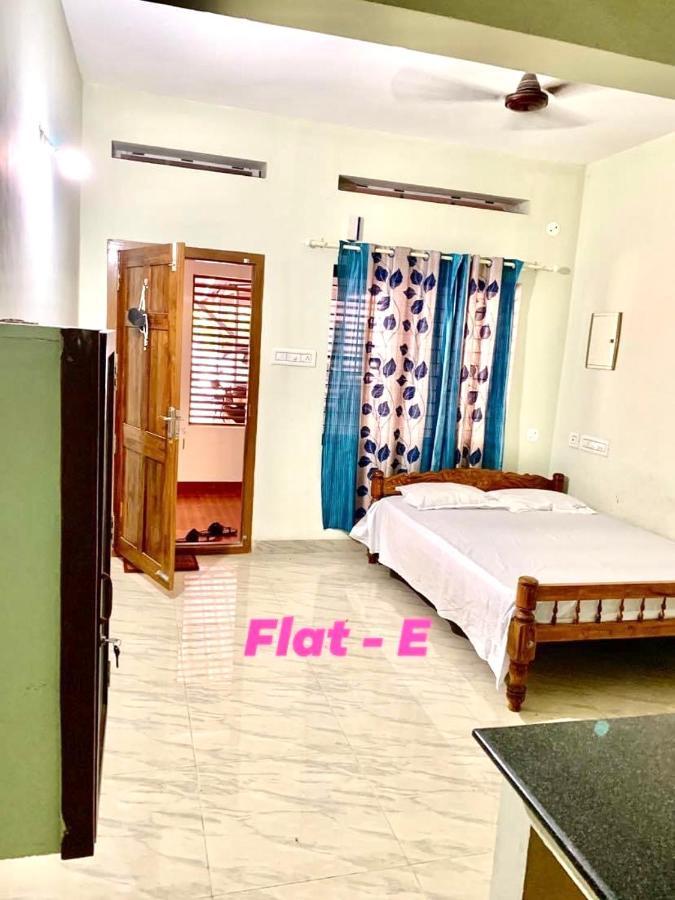 Airavatham Apartments Guruvayur Exterior photo