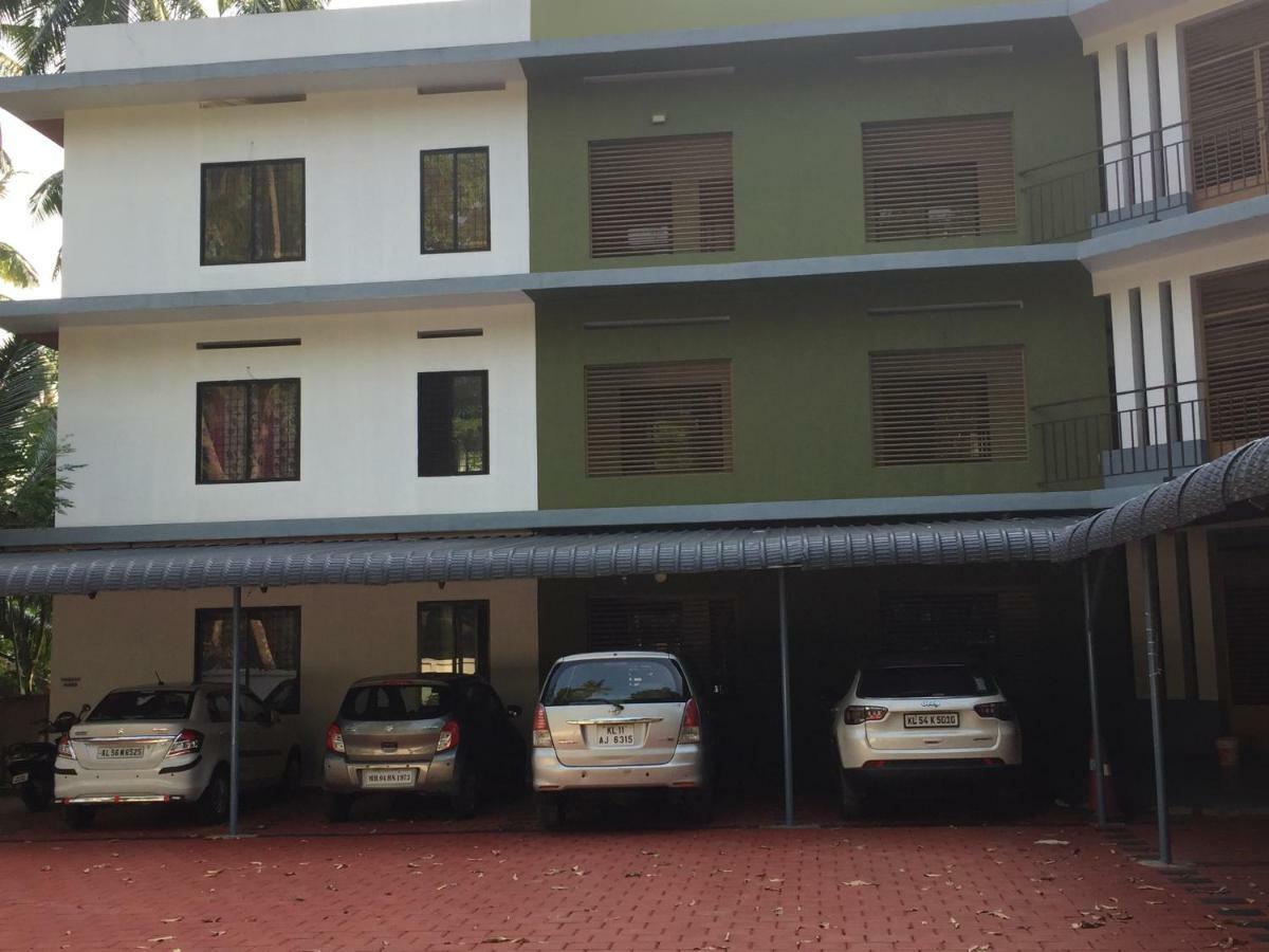 Airavatham Apartments Guruvayur Exterior photo